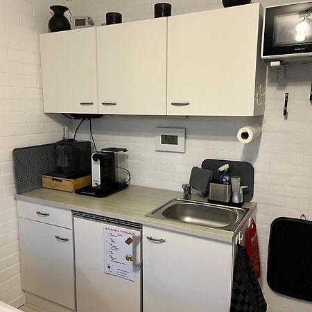 Emmen Bed And Breakfast Екстер'єр фото